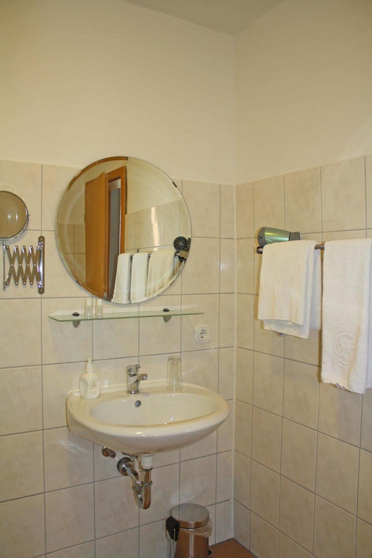 Hotel Cristallo Λάντσχουτ Εξωτερικό φωτογραφία